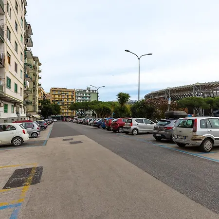 Punto Felice Stadio * Neapol