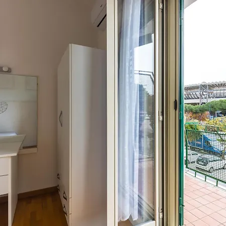 Punto Felice Stadio Neapol